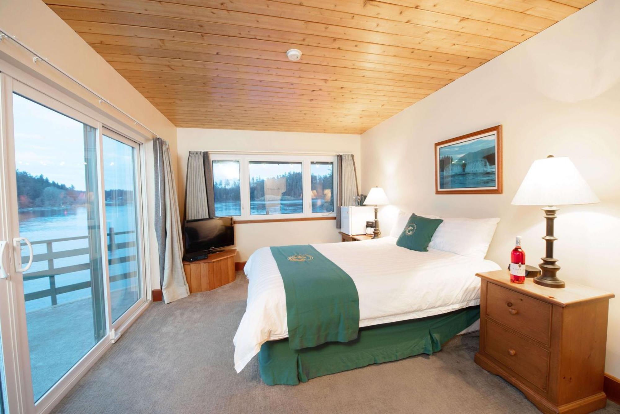April Point Resort Quathiaski Cove Chambre photo