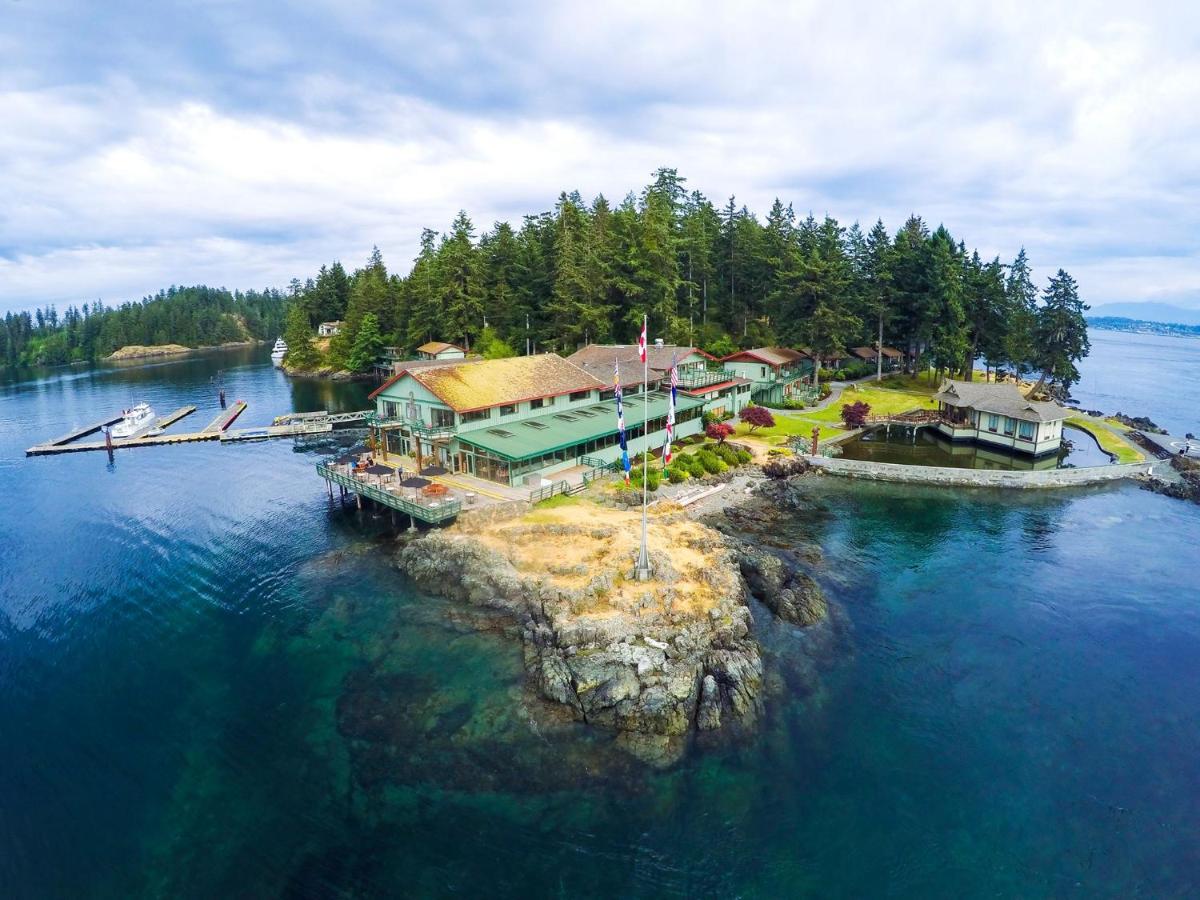 April Point Resort Quathiaski Cove Extérieur photo